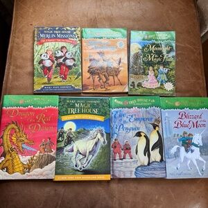 Lot of 7 Magic Treehouse Chapter Books Children’s Kids Paperback Hardcover